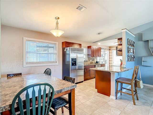 6614 WINDING OAK DRIVE, Tampa, FL 33625