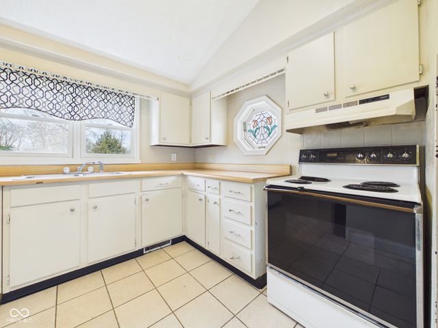 3535 Columbus Avenue, Anderson, IN 46013