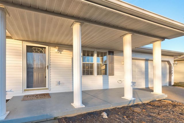 7504 Pendleton Avenue, Evansville, IN 47715