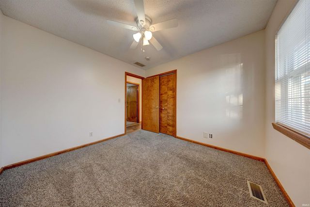 7504 Pendleton Avenue, Evansville, IN 47715