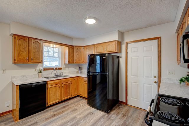 7504 Pendleton Avenue, Evansville, IN 47715