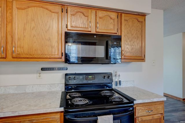 7504 Pendleton Avenue, Evansville, IN 47715