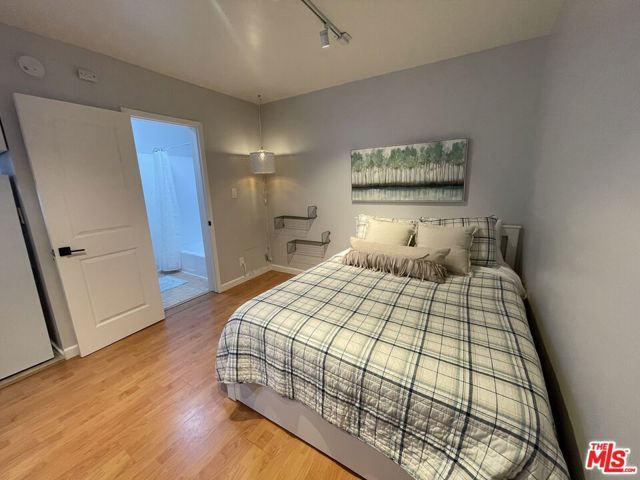 2128 N Beverly Glen Boulevard 2 STUDIO, Los Angeles, CA 90077