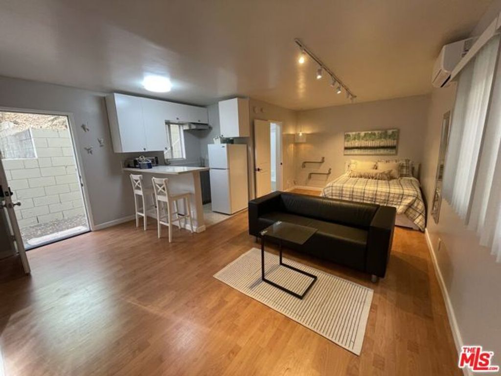 2128 N Beverly Glen Boulevard 2 STUDIO, Los Angeles, CA 90077