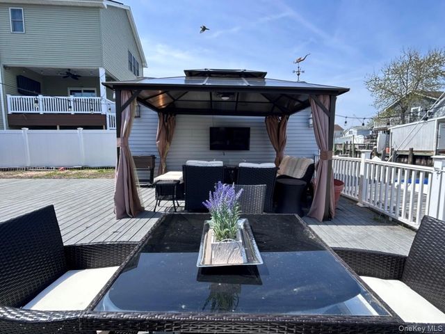 2845 Alder Road, Bellmore, NY 11710