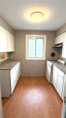 30 Newcomb Street, Rochester, NY 14609