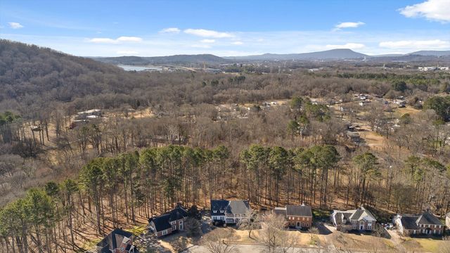 2508 Arbor Mist Trail, Hixson, TN 37343