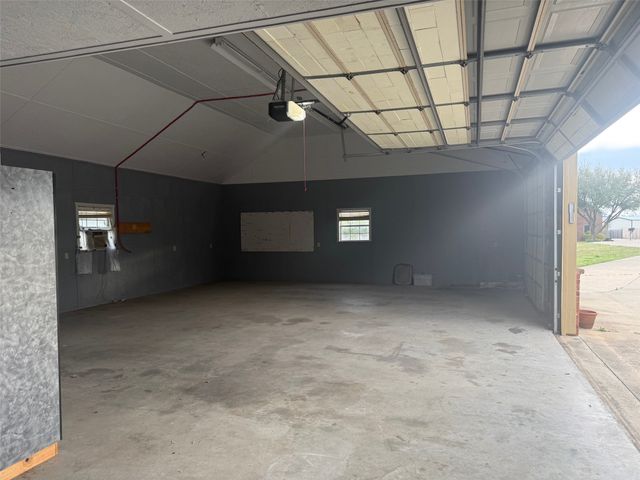 109 Country View Lane, Fate, TX 75189