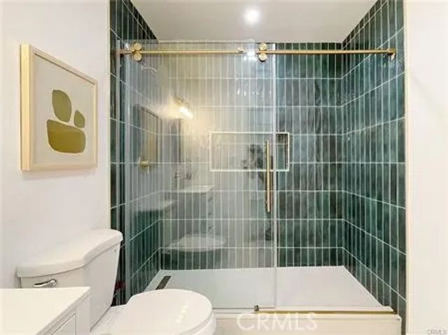 877 W Edna, Covina, CA 91722