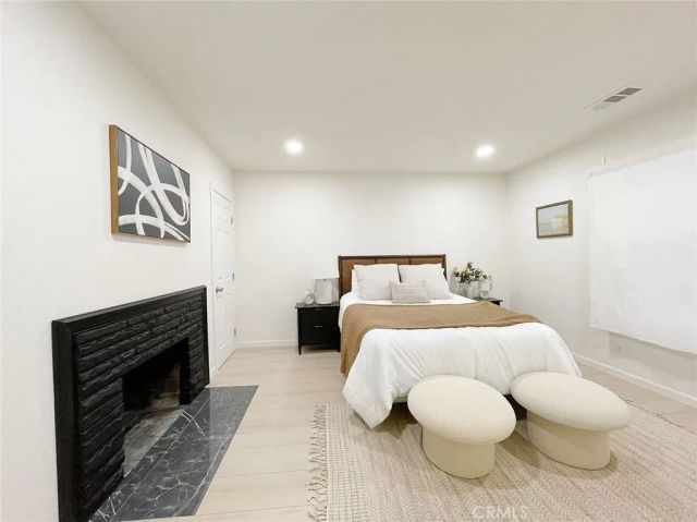 877 W Edna, Covina, CA 91722