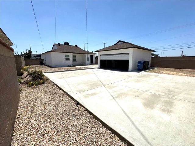 877 W Edna, Covina, CA 91722