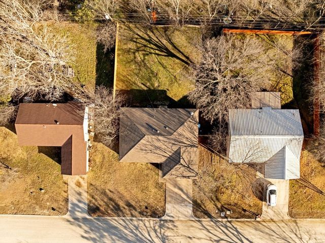 111 Lorie Street, Alvarado, TX 76009
