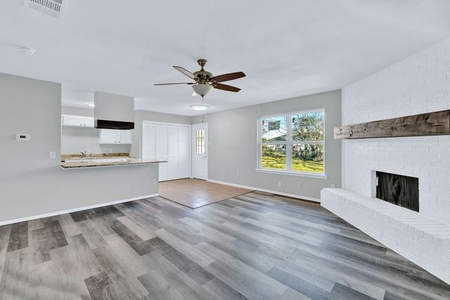 111 Lorie Street, Alvarado, TX 76009