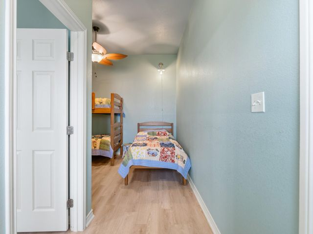 1730 W Bayshore Drive, Palacios, TX 77465