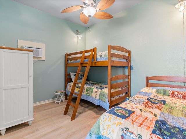 1730 W Bayshore Drive, Palacios, TX 77465