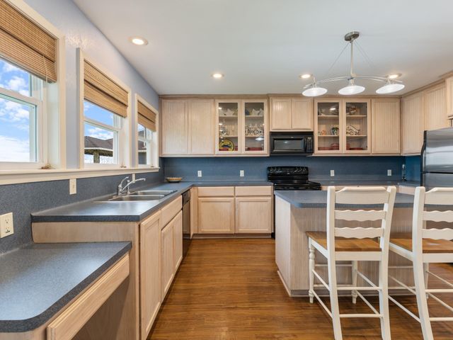 1730 W Bayshore Drive, Palacios, TX 77465