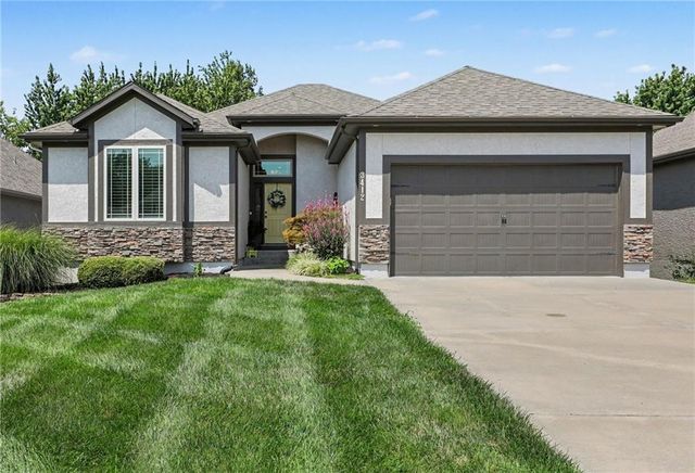 3412 SW Lois Lane, Lee's Summit, MO 64082