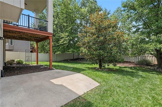 3412 SW Lois Lane, Lee's Summit, MO 64082