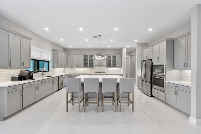8685 Parkland Bay Drive, Parkland, FL 33076