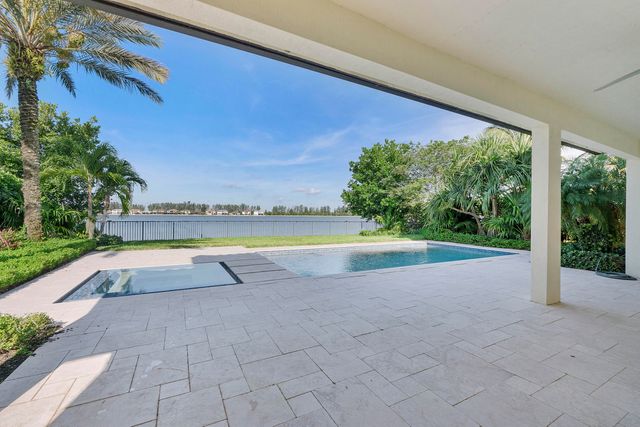 8685 Parkland Bay Drive, Parkland, FL 33076