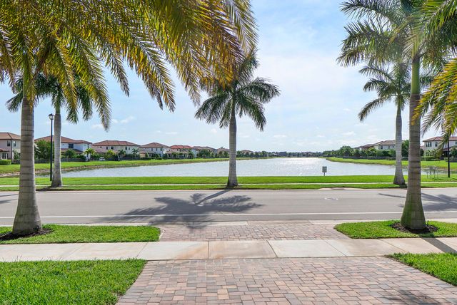 8685 Parkland Bay Drive, Parkland, FL 33076