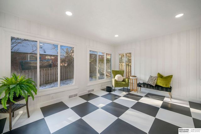 5119 Blondo Street, Omaha, NE 68104