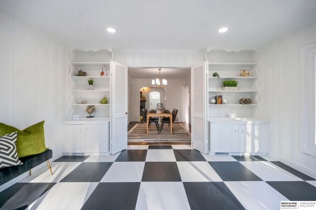 5119 Blondo Street, Omaha, NE 68104