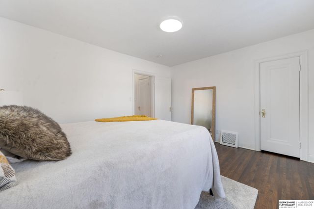 5119 Blondo Street, Omaha, NE 68104