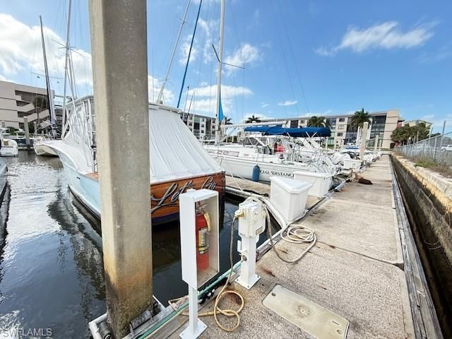 801 River Point DR, Naples, FL 34102