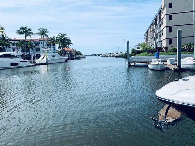 801 River Point DR, Naples, FL 34102