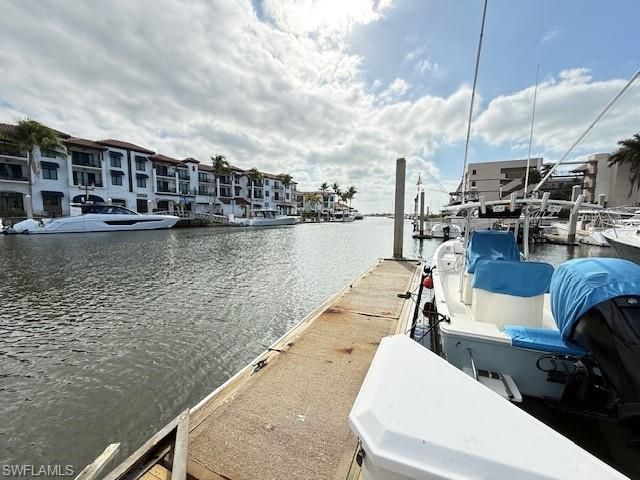 801 River Point DR, Naples, FL 34102