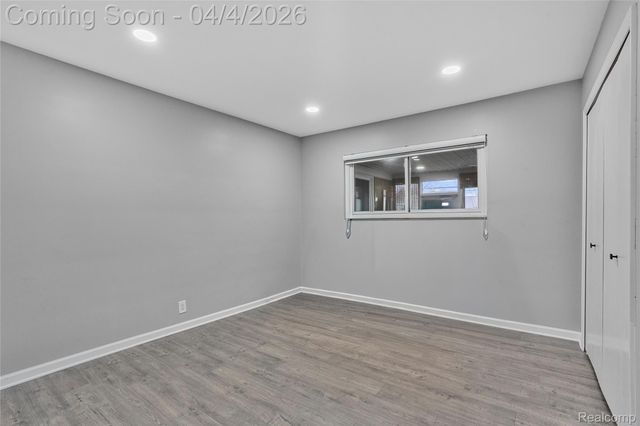 7117 N Evangeline Street, Dearborn Heights, MI 48127