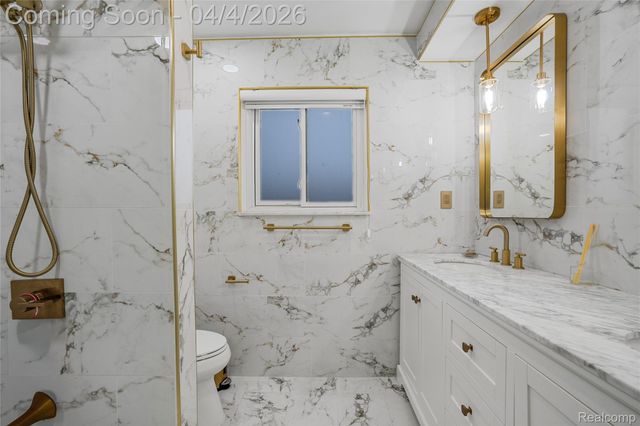 7117 N Evangeline Street, Dearborn Heights, MI 48127