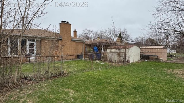 7117 N Evangeline Street, Dearborn Heights, MI 48127