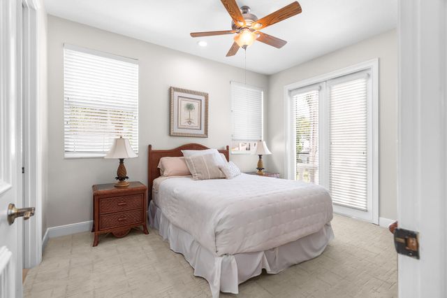 7270 Sarimento Place, Delray Beach, FL 33446