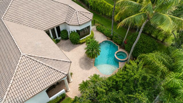 7270 Sarimento Place, Delray Beach, FL 33446