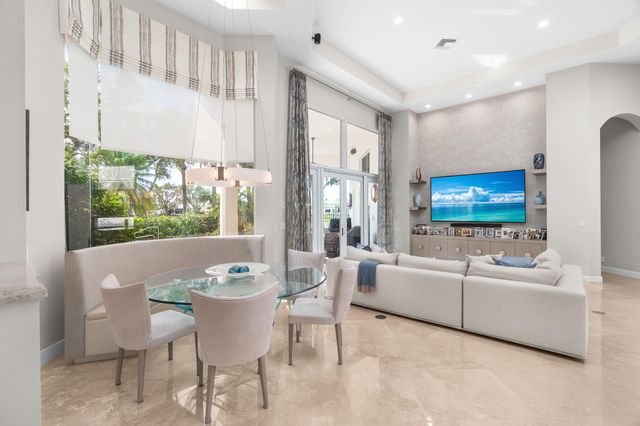 7270 Sarimento Place, Delray Beach, FL 33446