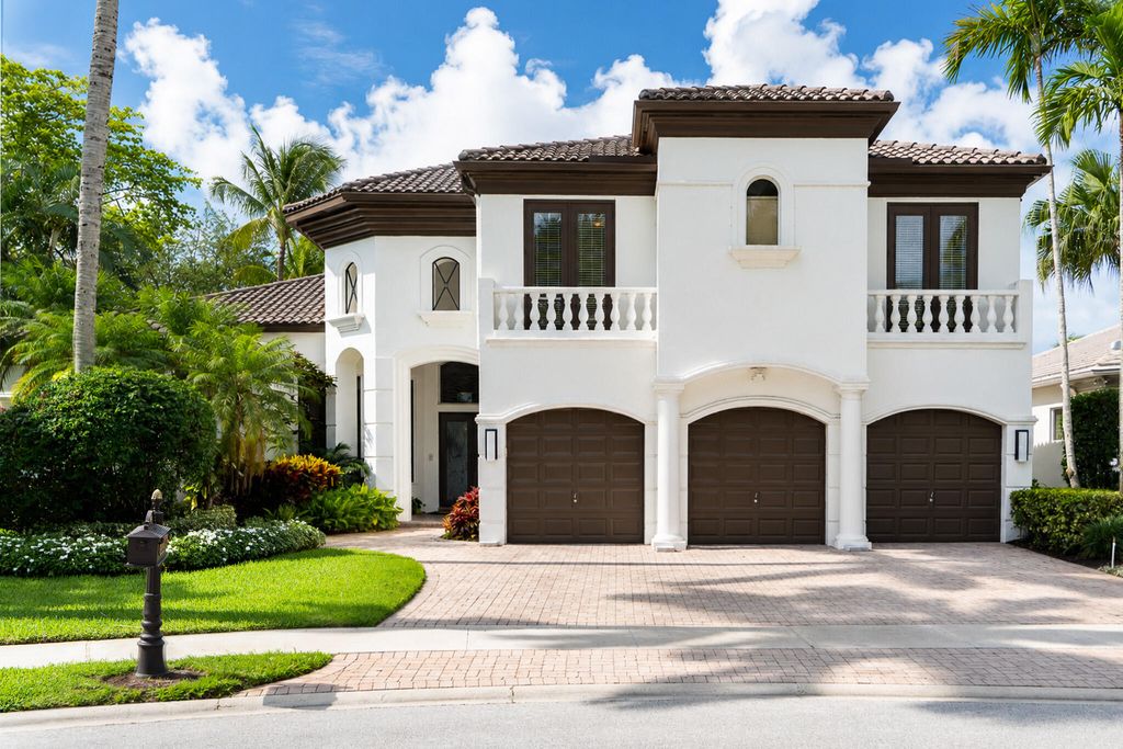 7270 Sarimento Place, Delray Beach, FL 33446