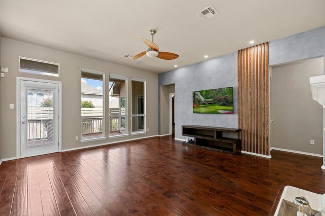 3616 Short Horn LN, Round Rock, TX 78665