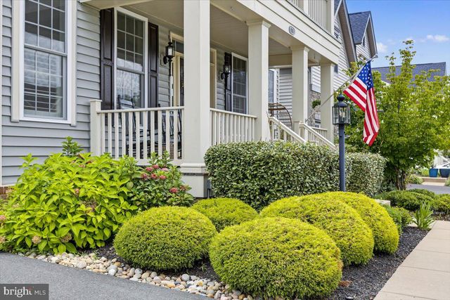 41266 STAGS LEAP DR, Aldie, VA 20105