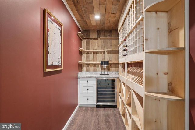 41266 STAGS LEAP DR, Aldie, VA 20105
