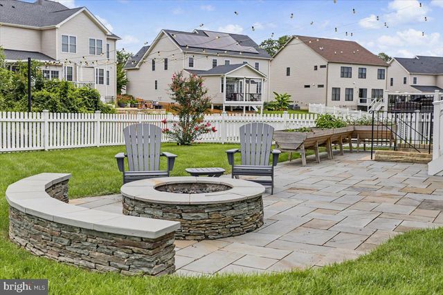 41266 STAGS LEAP DR, Aldie, VA 20105