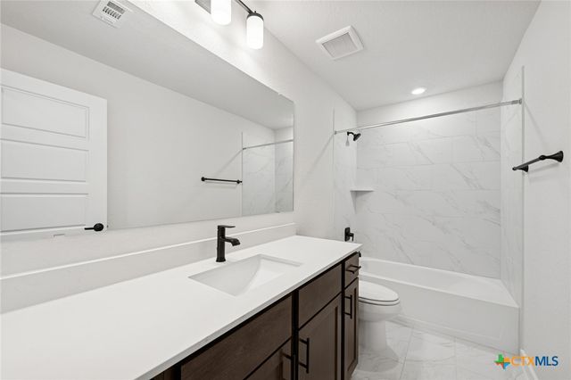 129 Radnor Road, New Braunfels, TX 78130