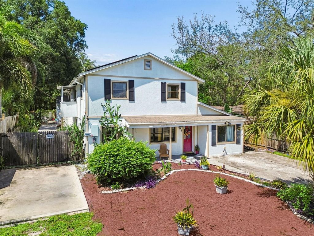 Image 5 of property listing at 2017 S VILLAGE AVENUE, Tampa, FL 33612