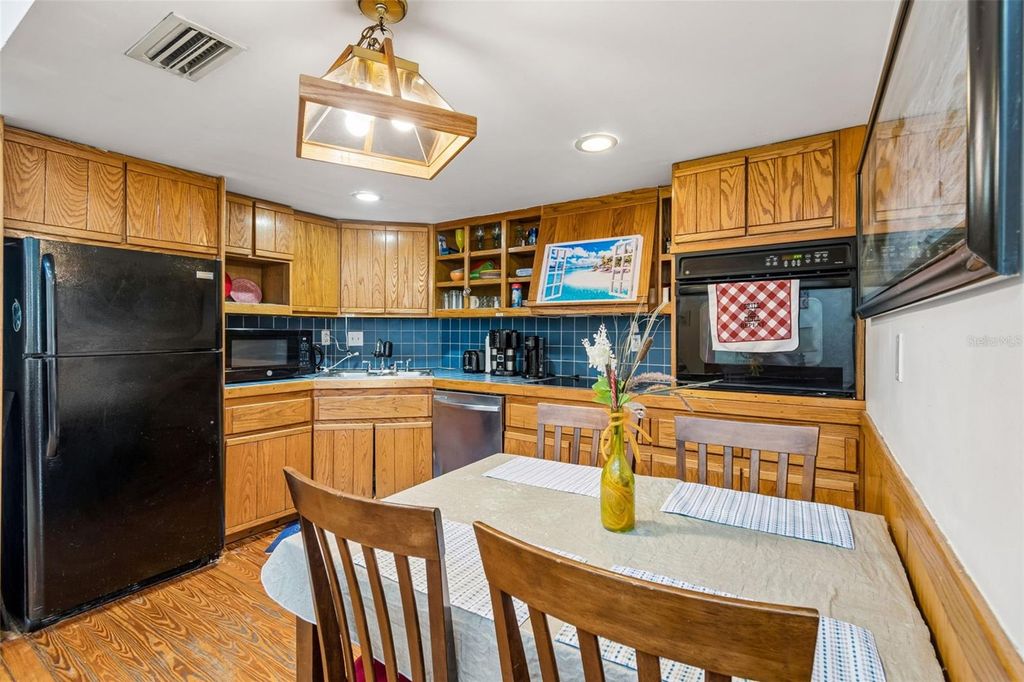 Image 41 of property listing at 2017 S VILLAGE AVENUE, Tampa, FL 33612