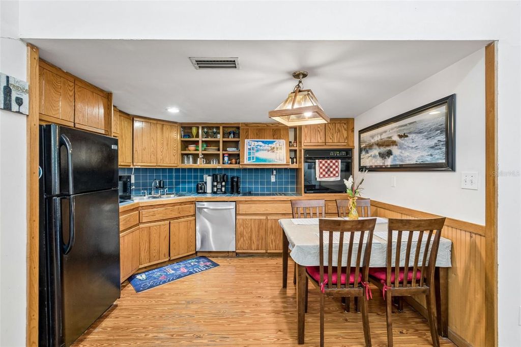 Image 43 of property listing at 2017 S VILLAGE AVENUE, Tampa, FL 33612