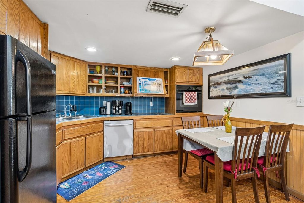 Image 44 of property listing at 2017 S VILLAGE AVENUE, Tampa, FL 33612