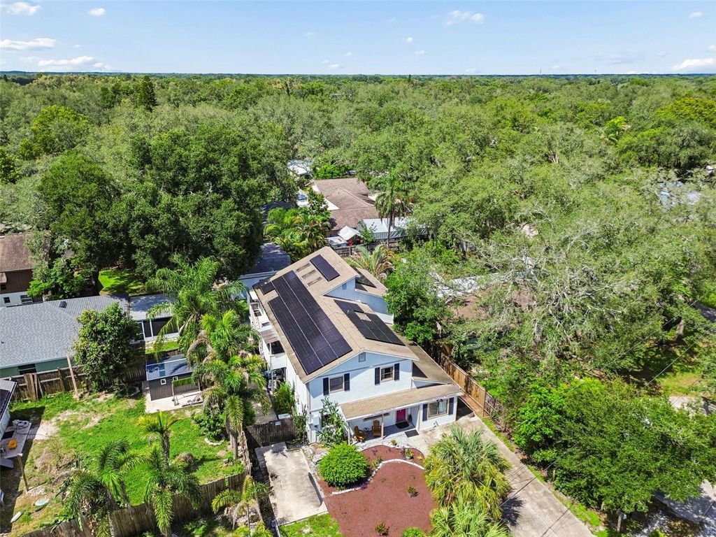 Image 68 of property listing at 2017 S VILLAGE AVENUE, Tampa, FL 33612
