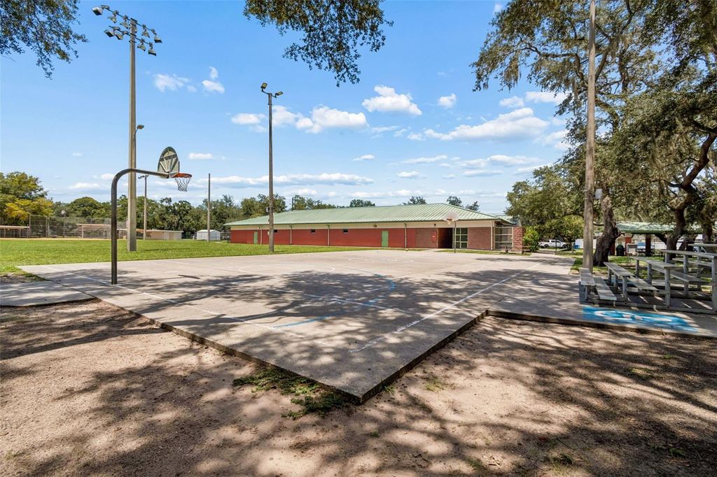 Image 77 of property listing at 2017 S VILLAGE AVENUE, Tampa, FL 33612
