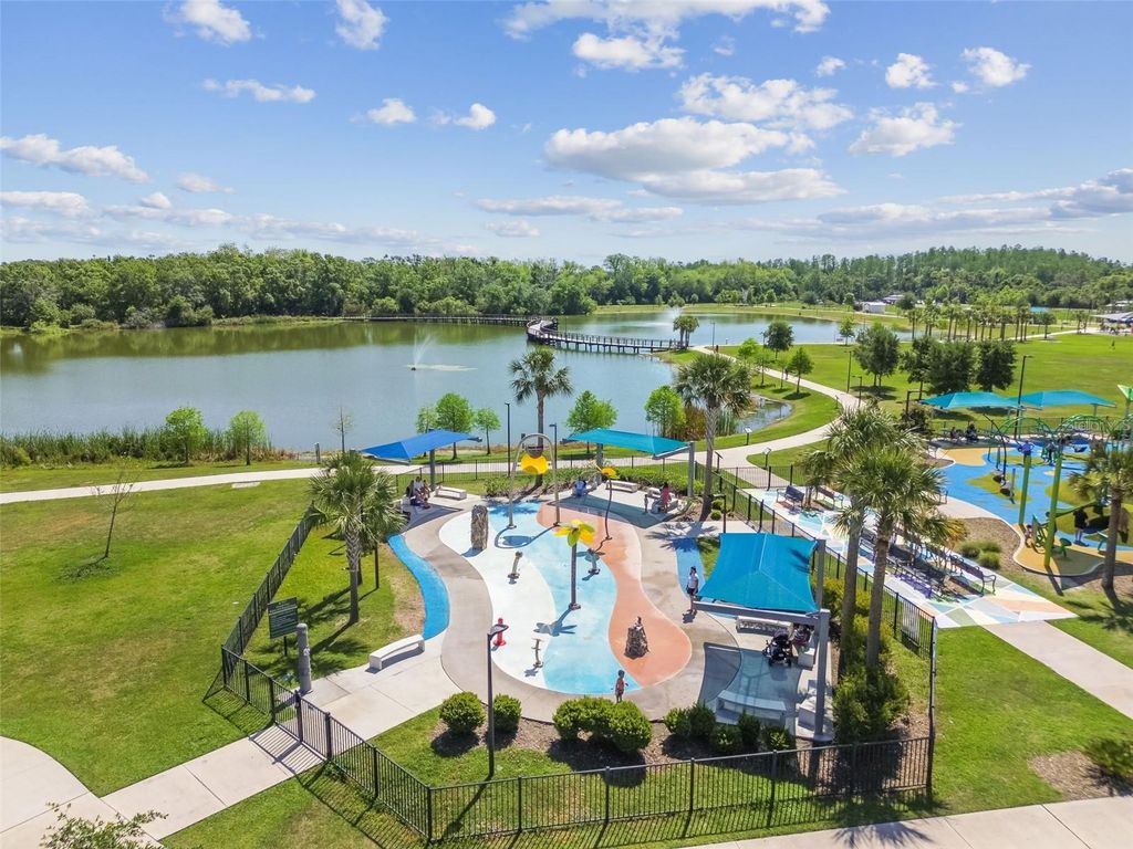 Image 84 of property listing at 2017 S VILLAGE AVENUE, Tampa, FL 33612